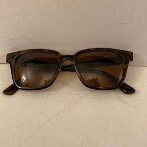 Ray Ban RB 4323 Polished Light Havana Polarized Sunglasses Frames Only $195